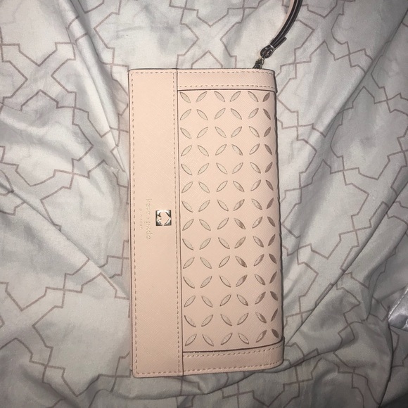Light pink katespade wristlet/wallet